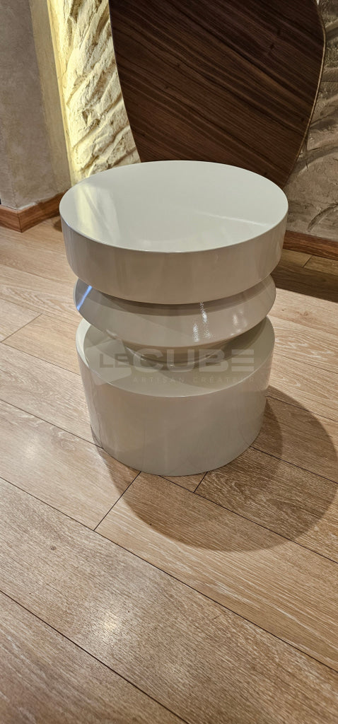 Table d’appoint Lucy beige Table d’appoint